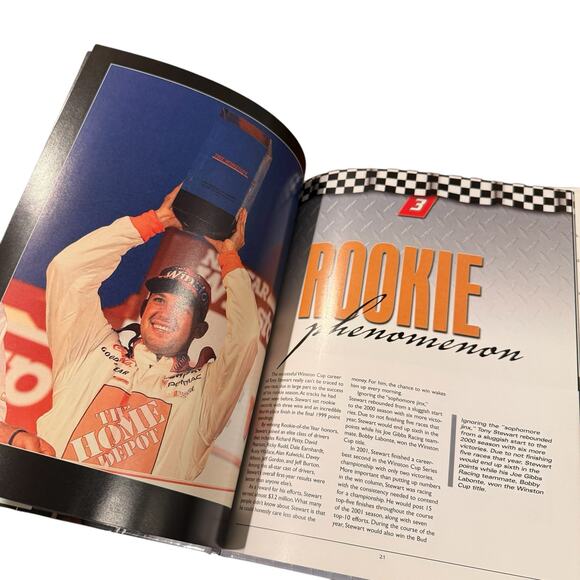 Tony Stewart Driven to Win hardback book Winston Cup Champion - Picture 5 of 6